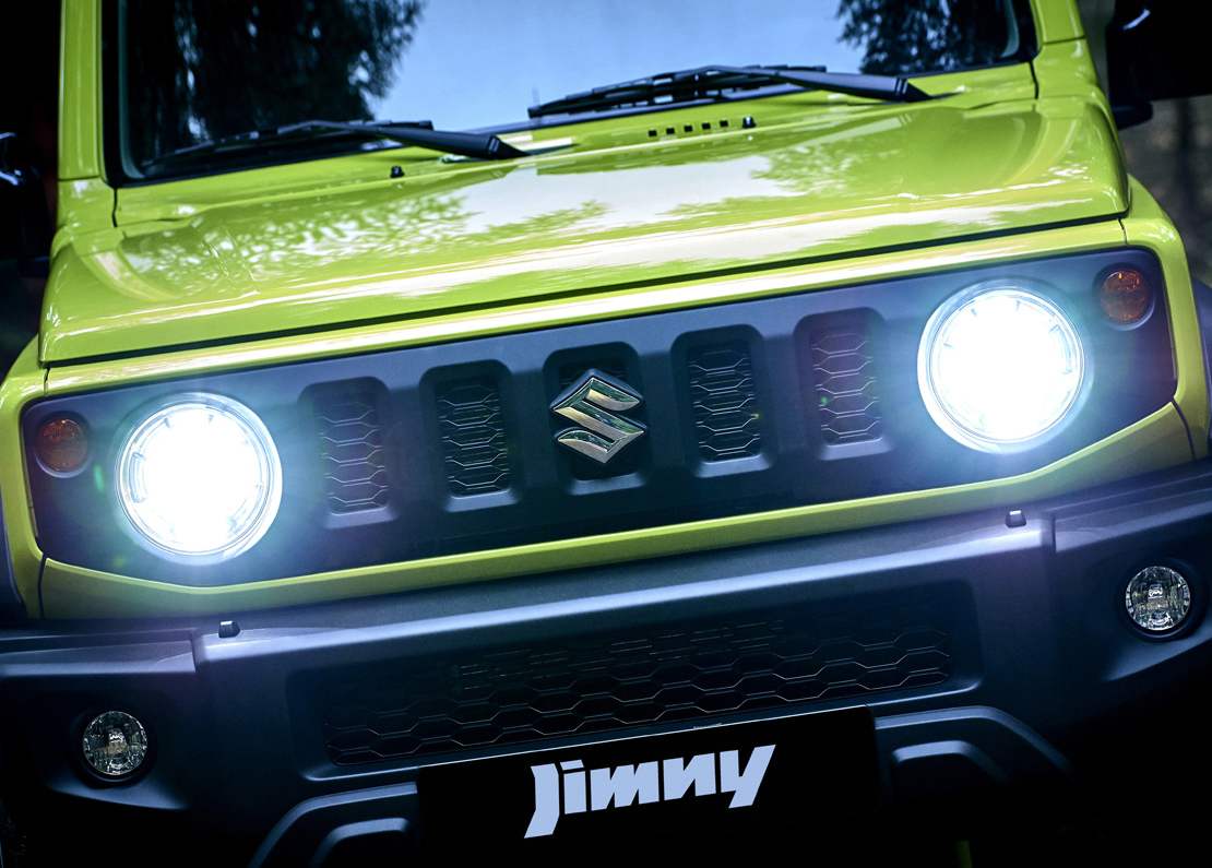 Suzuki Jimny в Волгограде от официального дилера Арконт. Обзор Сузуки  Джимни: безопасность, двигатели, трансмиссия, мультимедиа, интерьер